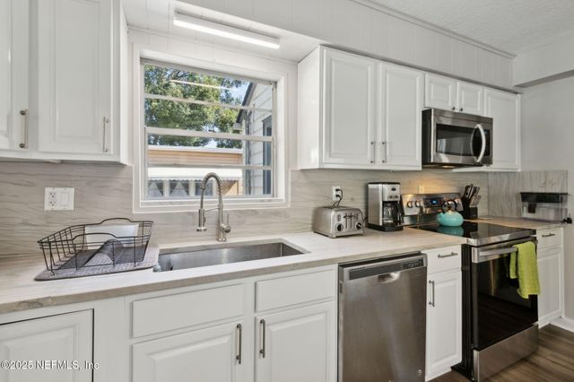 3023 PLUM Street, Jacksonville, FL 32205