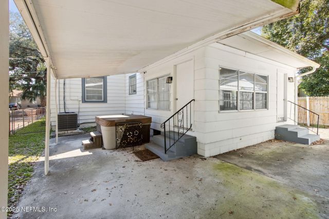 3023 PLUM Street, Jacksonville, FL 32205