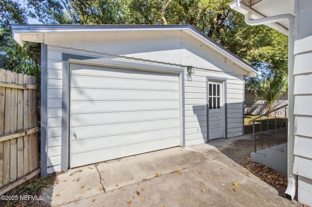 3023 PLUM Street, Jacksonville, FL 32205