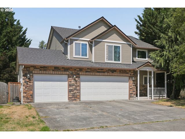 228 E 17TH Pl, La Center, WA 98629