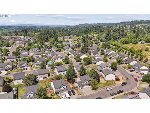 228 E 17TH Pl, La Center, WA 98629