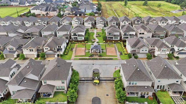 4028 Starbright Street, Houston, TX 77018