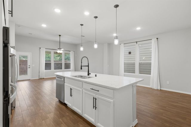 4028 Starbright Street, Houston, TX 77018