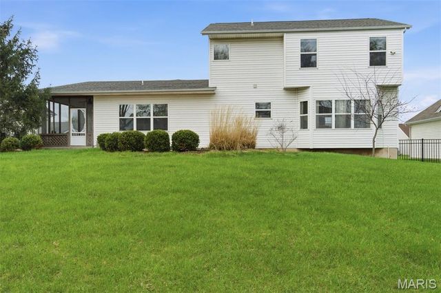 912 Hampshire Heath Drive, O'fallon, MO 63368