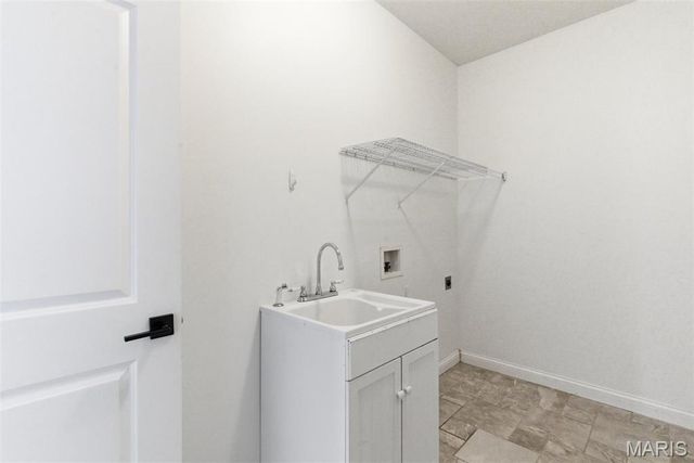 912 Hampshire Heath Drive, O'fallon, MO 63368