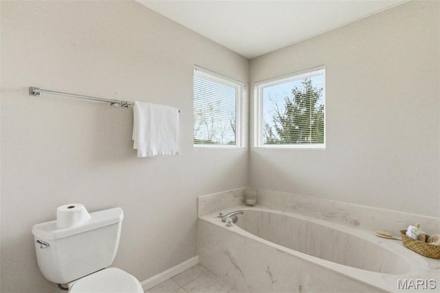 912 Hampshire Heath Drive, O'fallon, MO 63368