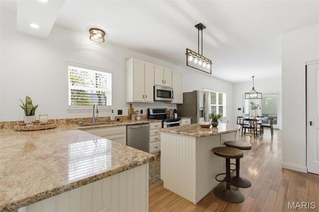 912 Hampshire Heath Drive, O'fallon, MO 63368