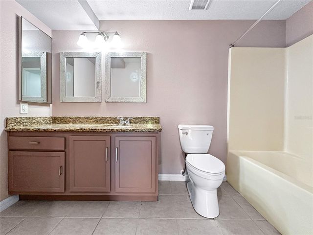 9510 NEWDALE WAY 102, Riverview, FL 33578