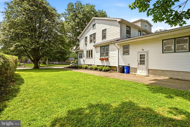 320 LENOX RD, Havertown, PA 19083