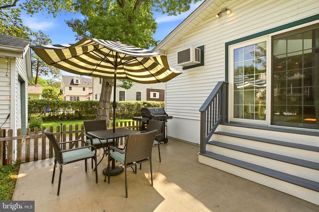 320 LENOX RD, Havertown, PA 19083