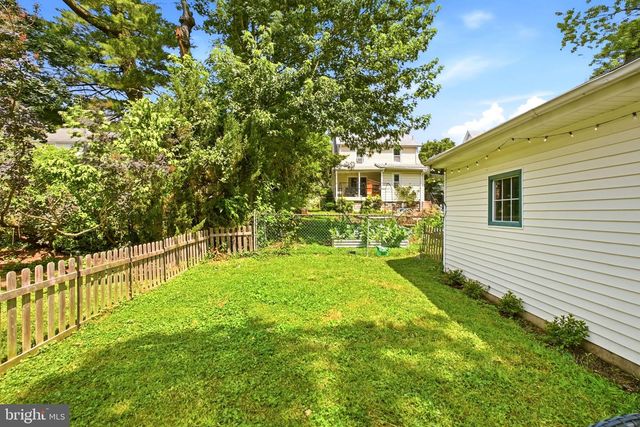 320 LENOX RD, Havertown, PA 19083