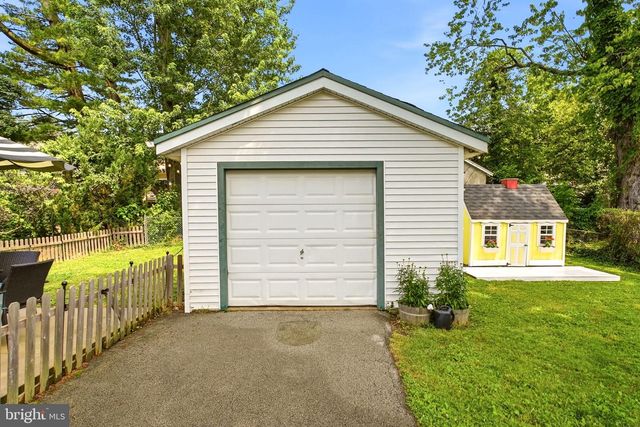 320 LENOX RD, Havertown, PA 19083