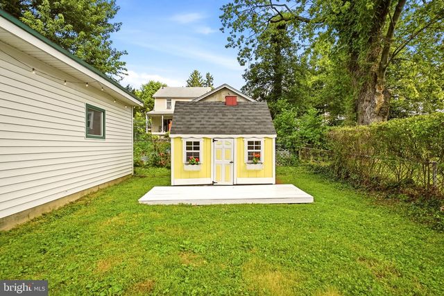 320 LENOX RD, Havertown, PA 19083