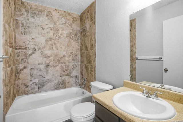 714 DANA DR, Converse, TX 78109