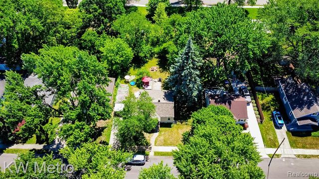 1406 Rosewood Street, Ferndale, MI 48220