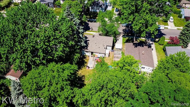 1406 Rosewood Street, Ferndale, MI 48220