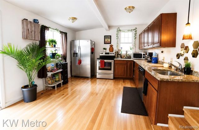 1406 Rosewood Street, Ferndale, MI 48220