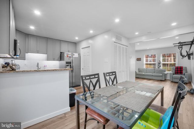 133 N BAYLOR DR, Sterling, VA 20164