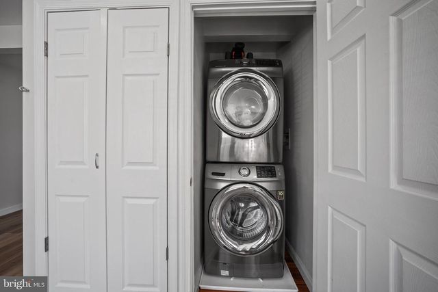 133 N BAYLOR DR, Sterling, VA 20164