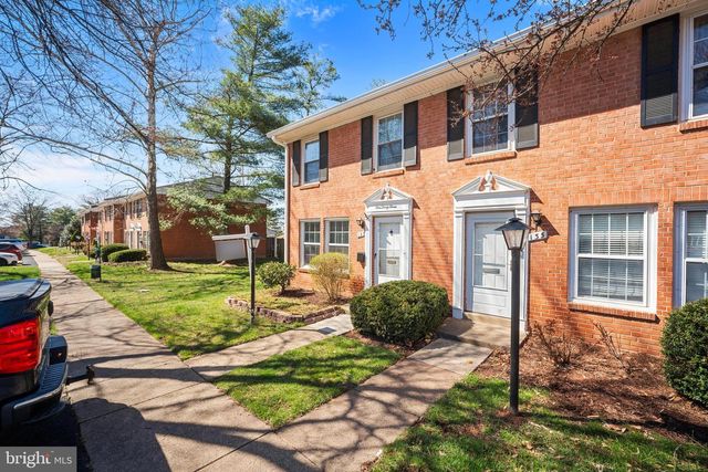 133 N BAYLOR DR, Sterling, VA 20164