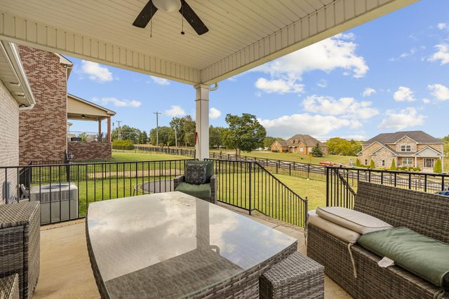 187 Pima Trl, Lebanon, TN 37087
