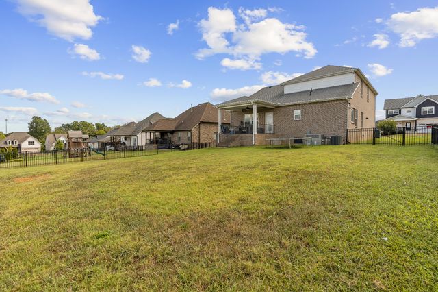 187 Pima Trl, Lebanon, TN 37087
