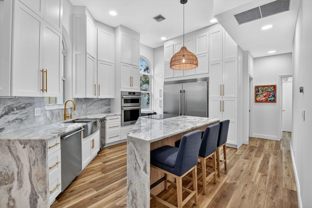 6623 NW 25th Avenue, Boca Raton, FL 33496