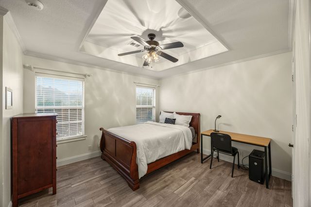 3 Meadowcreek Drive, Melissa, TX 75454