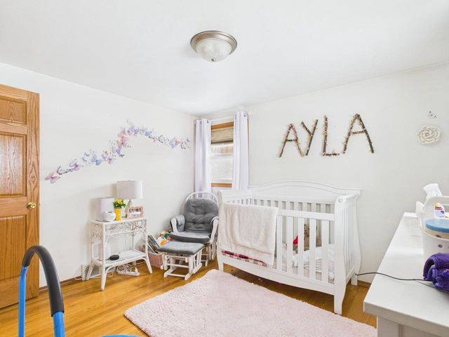 1205 S TAYLOR STREET, Green Bay, WI 54304