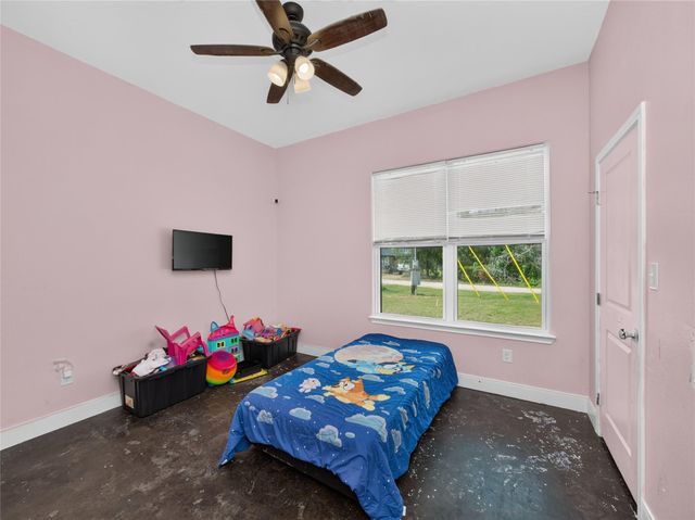 108 W Keomuku LN, Bastrop, TX 78602