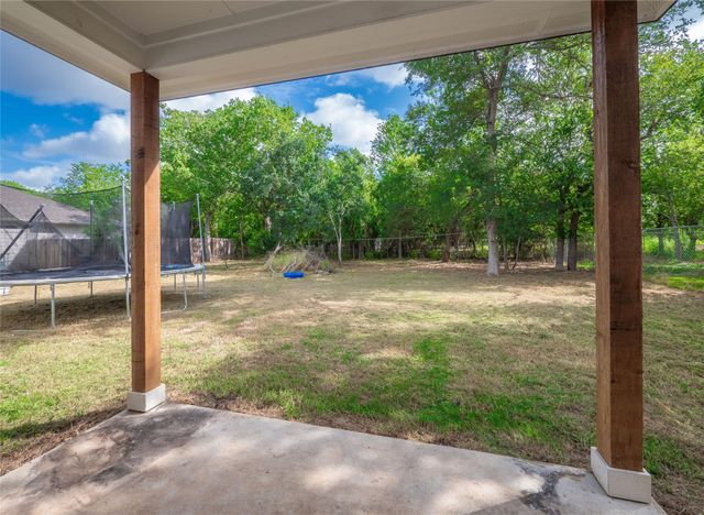 108 W Keomuku LN, Bastrop, TX 78602