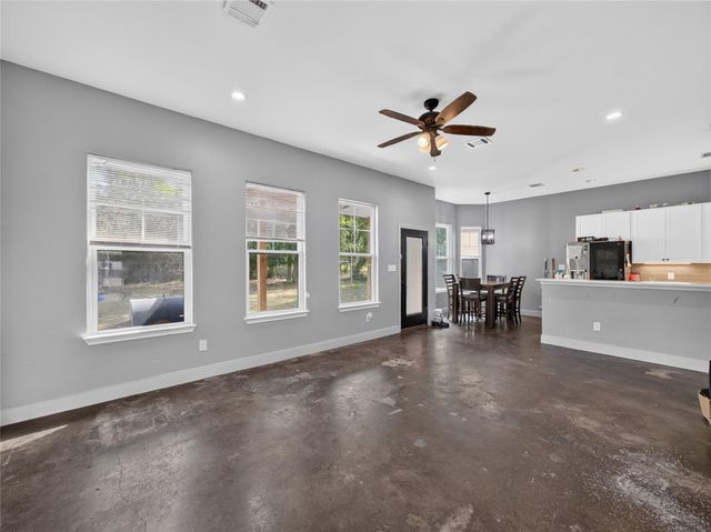 108 W Keomuku LN, Bastrop, TX 78602