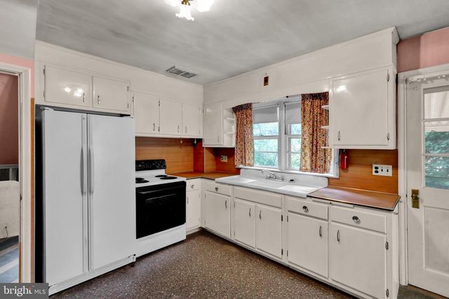 812 PENNDALE AVE, Reading, PA 19606