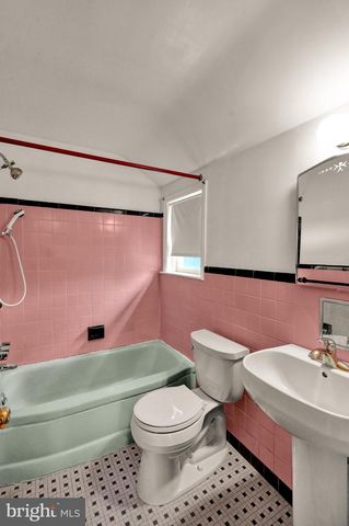 812 PENNDALE AVE, Reading, PA 19606