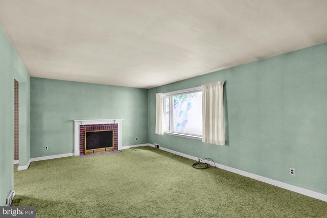 812 PENNDALE AVE, Reading, PA 19606