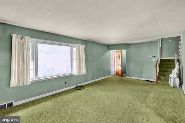 812 PENNDALE AVE, Reading, PA 19606