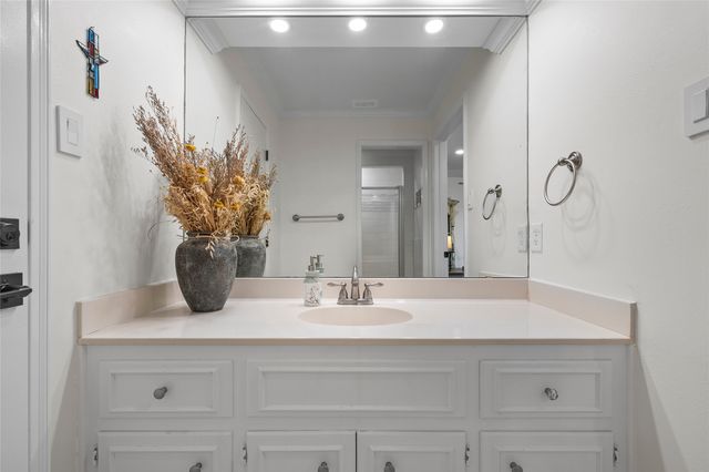 6417 Summit Ridge Drive, Waco, TX 76710