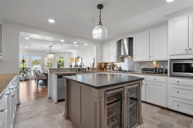 6417 Summit Ridge Drive, Waco, TX 76710