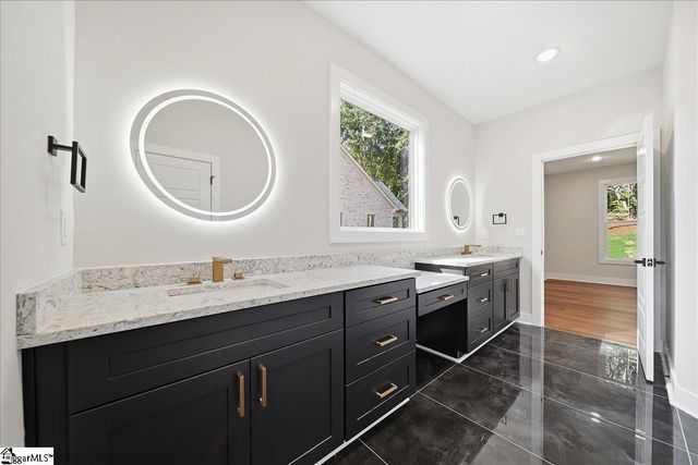 318 Bouldercrest Court, Spartanburg, SC 29301