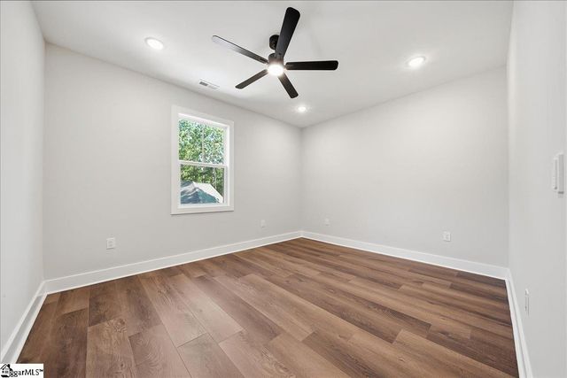 318 Bouldercrest Court, Spartanburg, SC 29301