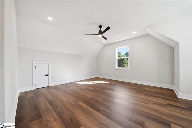 318 Bouldercrest Court, Spartanburg, SC 29301
