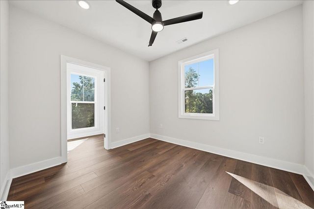 318 Bouldercrest Court, Spartanburg, SC 29301