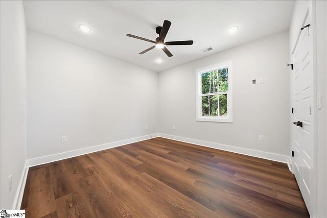 318 Bouldercrest Court, Spartanburg, SC 29301