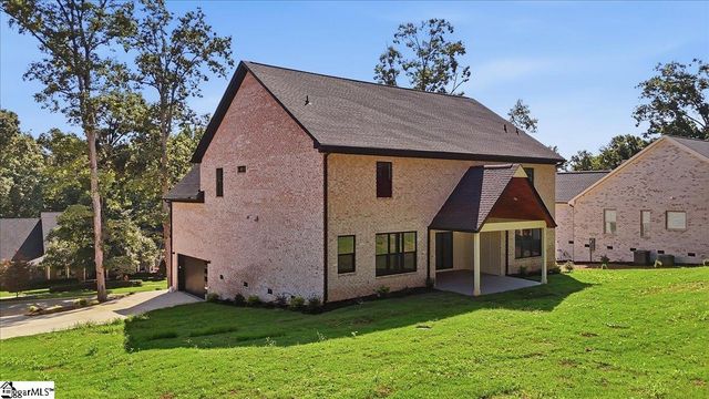 318 Bouldercrest Court, Spartanburg, SC 29301
