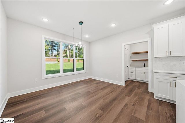 318 Bouldercrest Court, Spartanburg, SC 29301