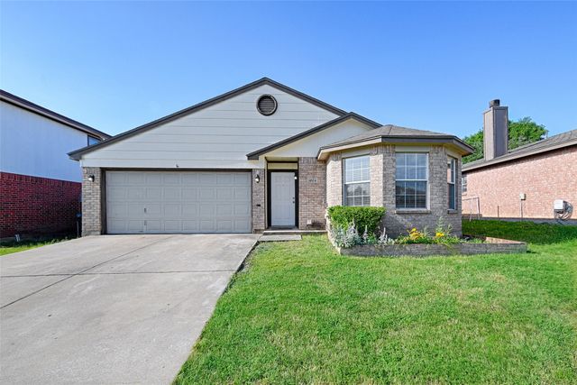 4524 Brimstone Drive, Fort Worth, TX 76244