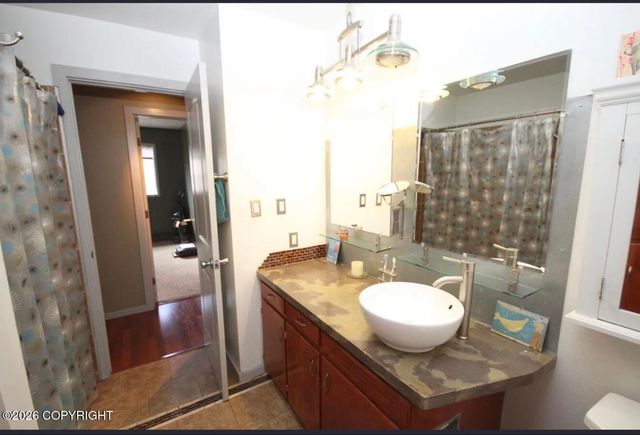 1633 Northwestern Avenue, Anchorage, AK 99508
