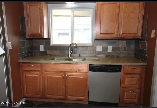 1633 Northwestern Avenue, Anchorage, AK 99508