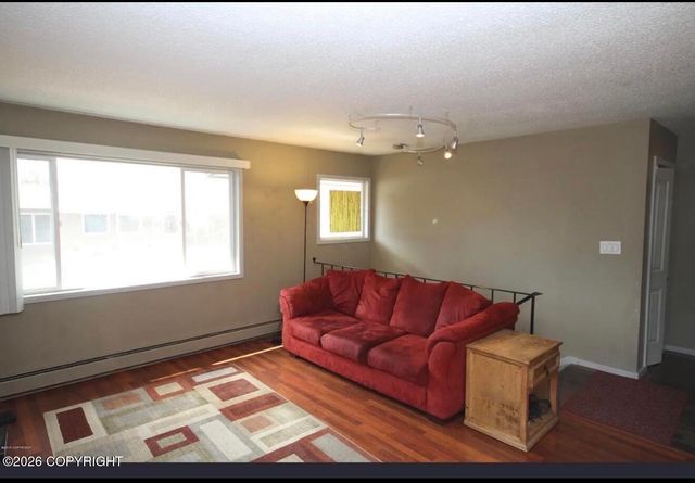 1633 Northwestern Avenue, Anchorage, AK 99508