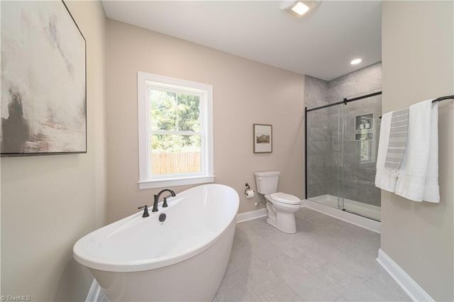10265 N NC Highway 150, Clemmons, NC 27012